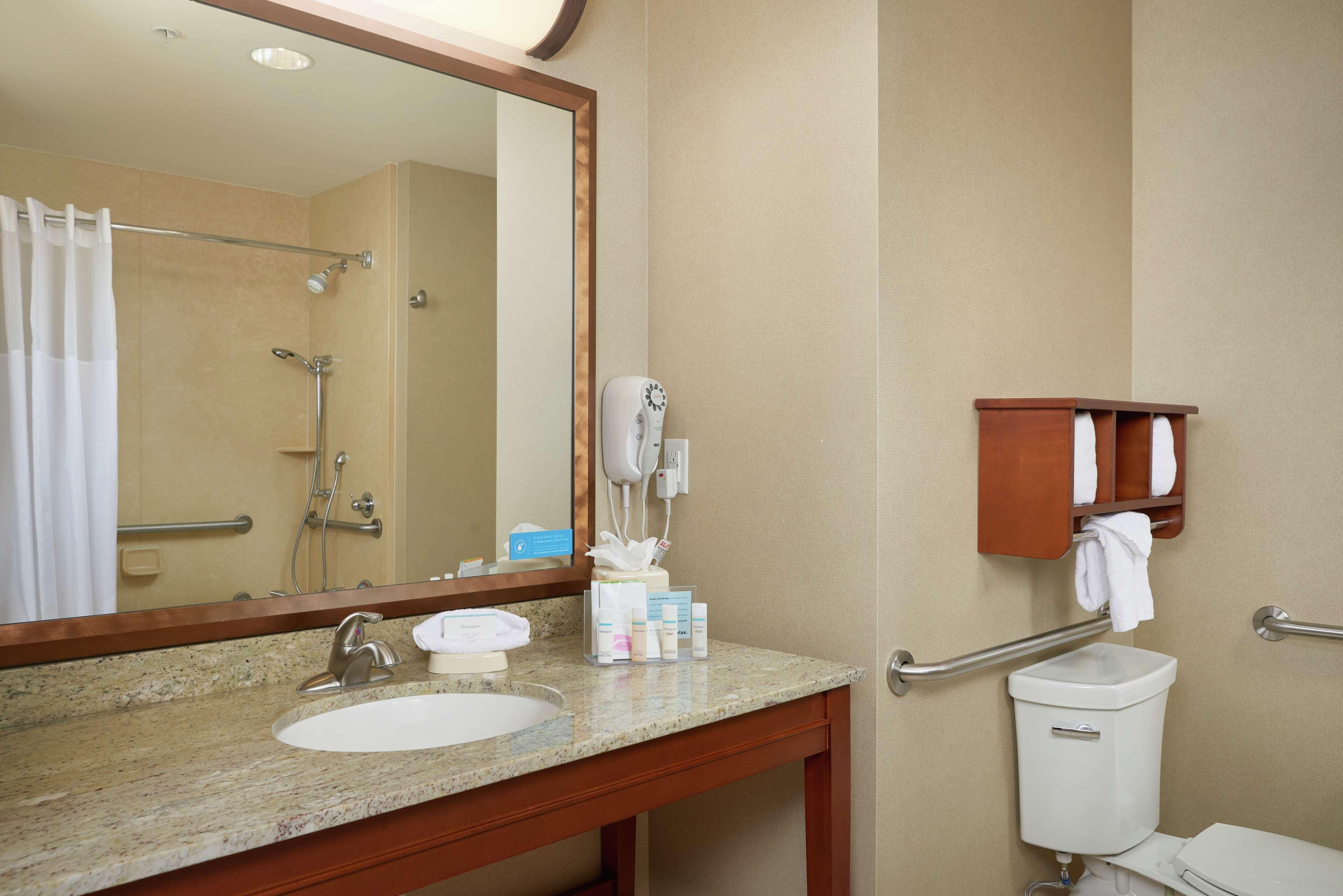 Hampton Inn And Suites Salem Eksteriør bilde