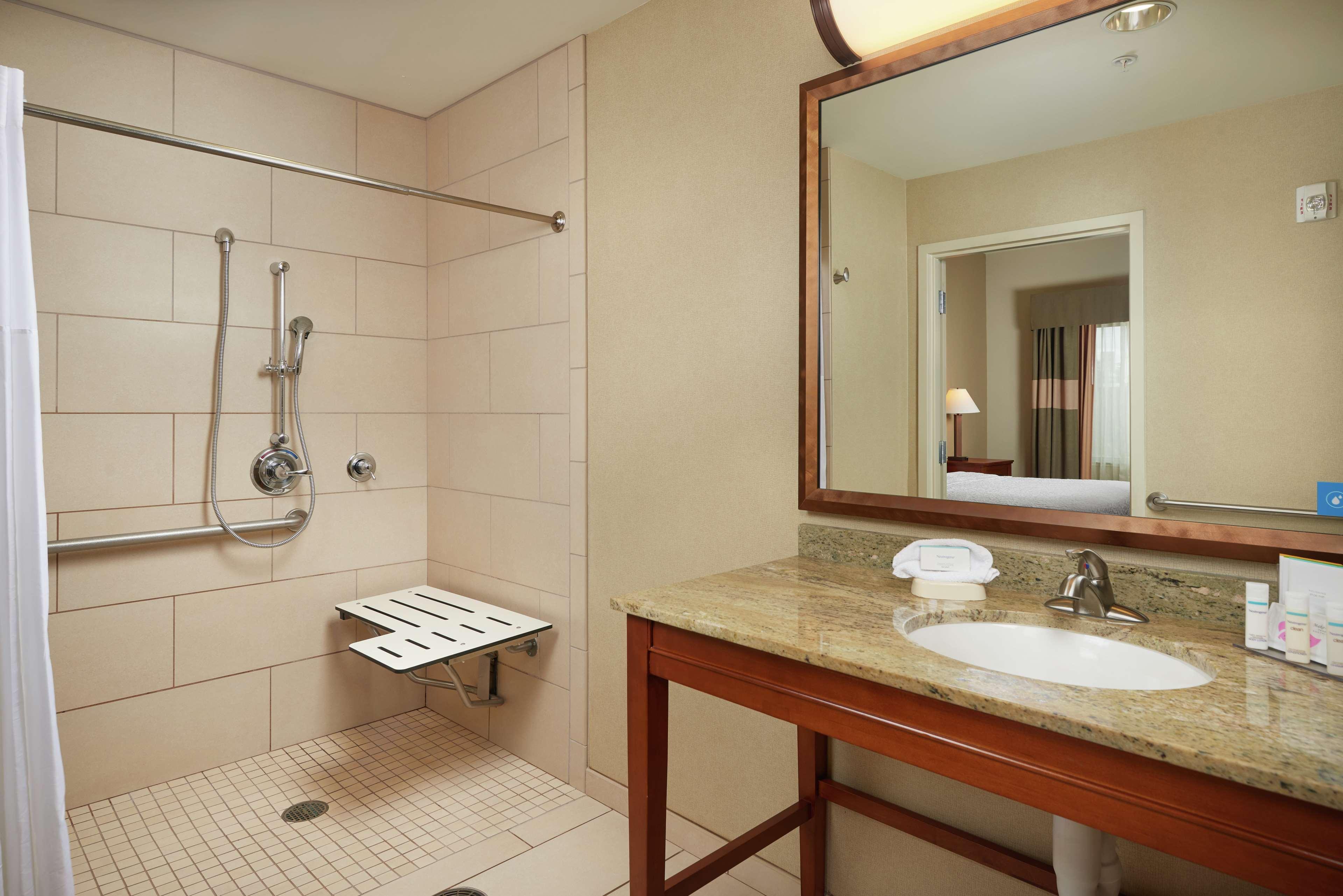 Hampton Inn And Suites Salem Eksteriør bilde